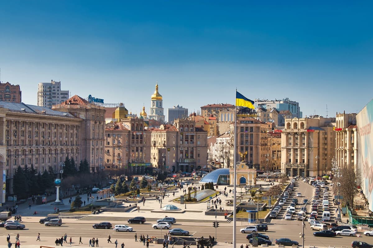 Kyiv apartment prices by district (April 2026) — market data